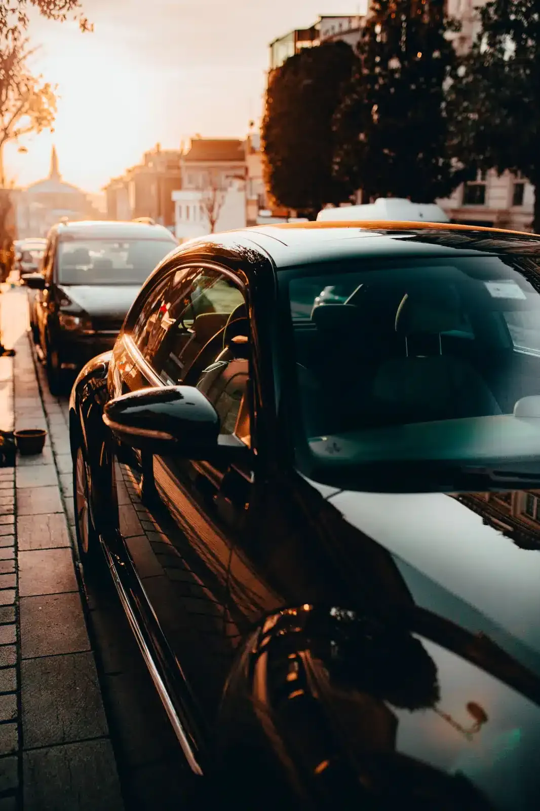 Glossy automotive paint finish