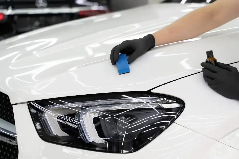 Glossy vehicle finish with ceramic coating protection